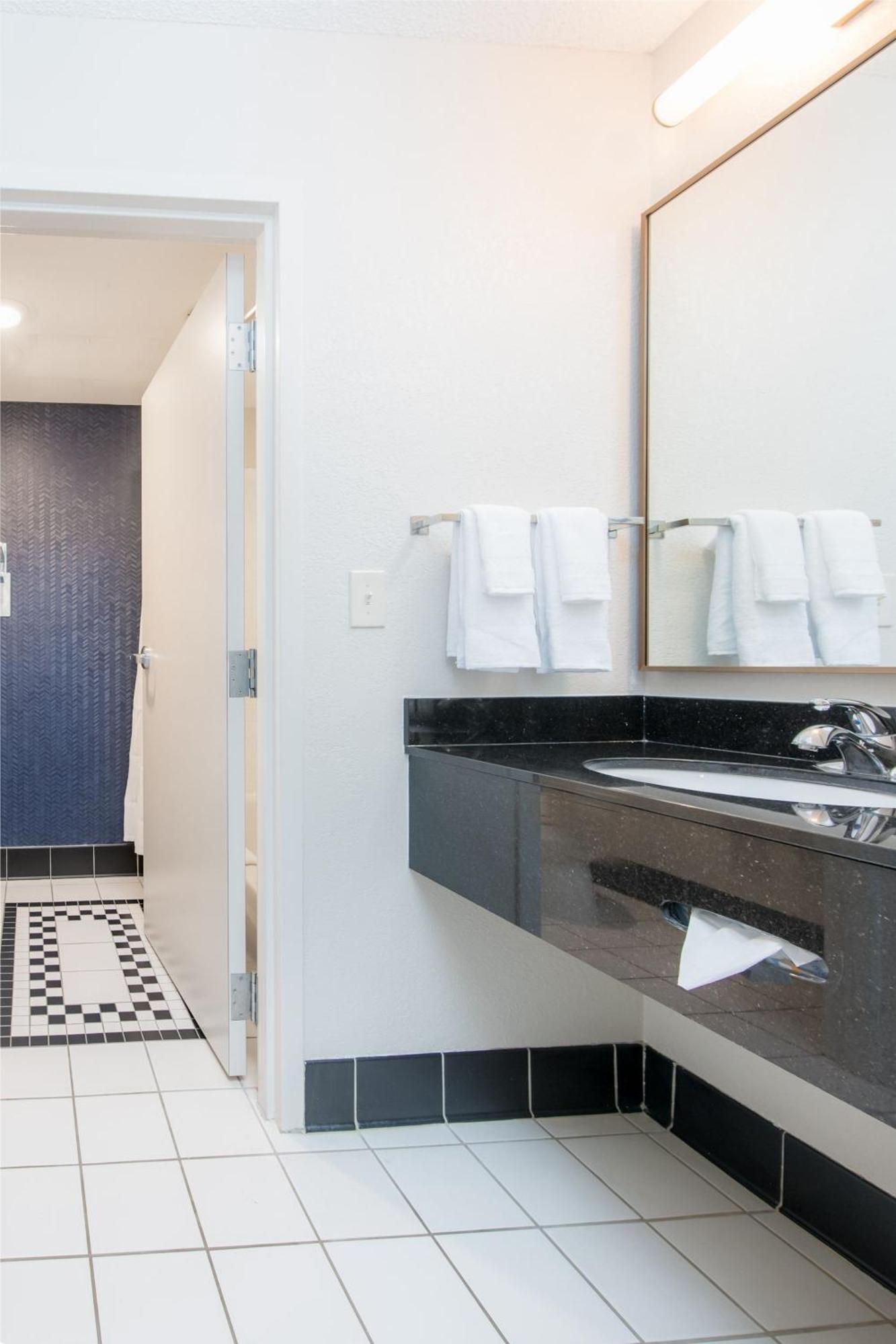 Fairfield Inn Suites Brunswick Extérieur photo