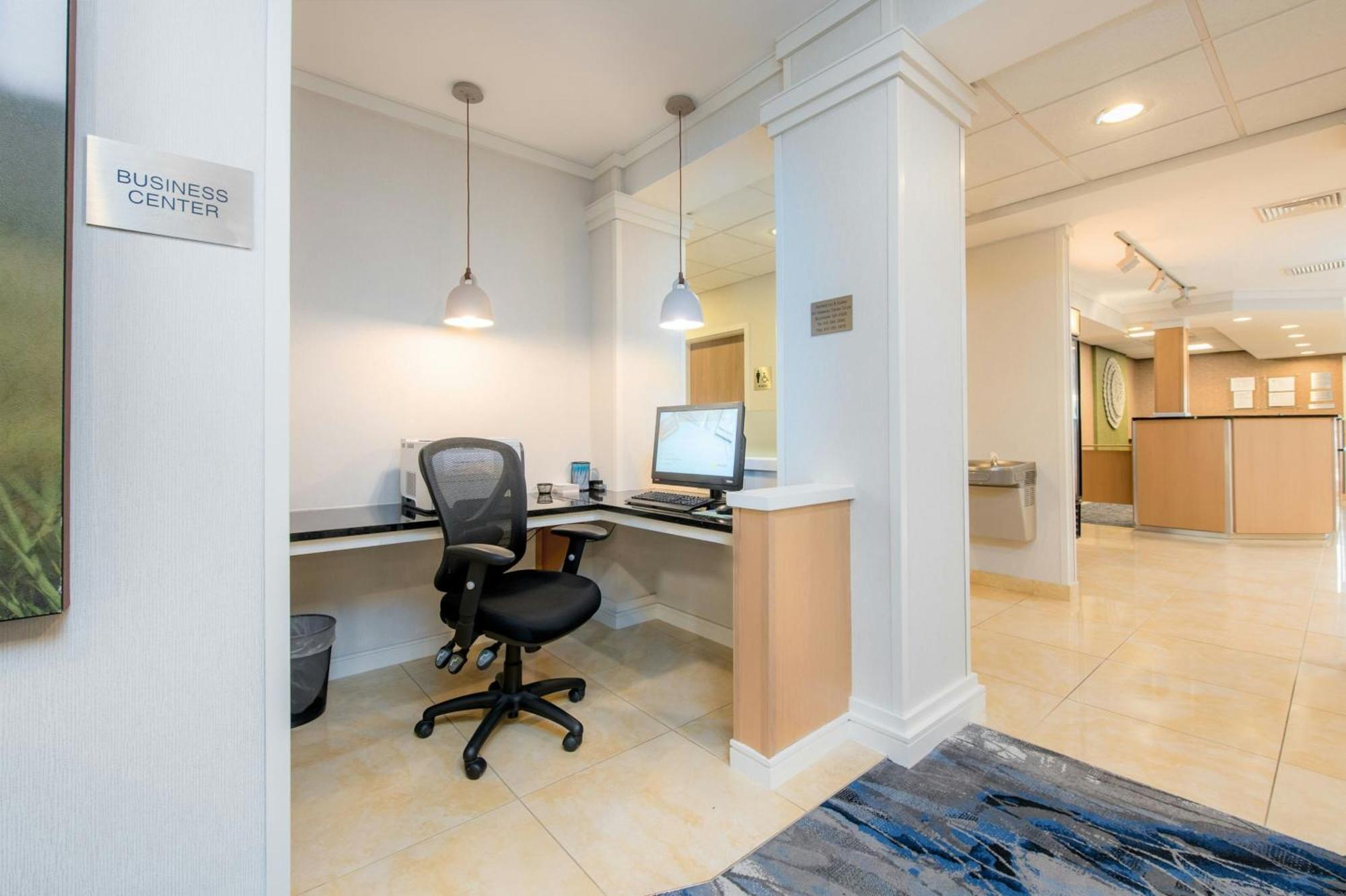 Fairfield Inn Suites Brunswick Extérieur photo